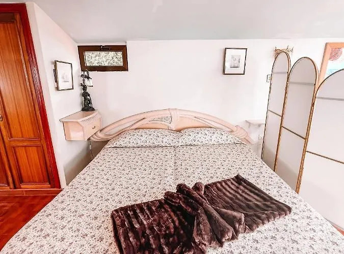 Sun-Soaked Apt W Patio, Balcony & Garden - Aguilas