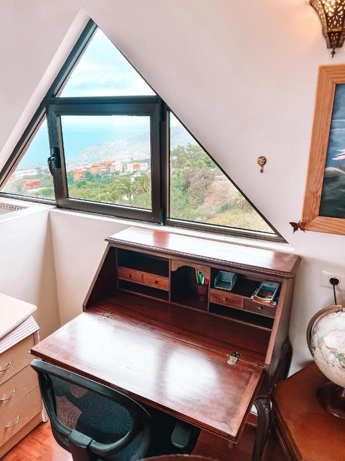 Sun-soaked W Patio, Balcony & Garden - Aguilas *